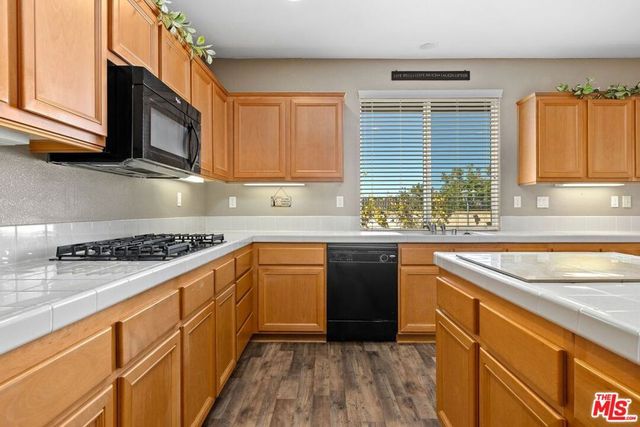 1061 Boulder Place, Oceanside, CA 92057