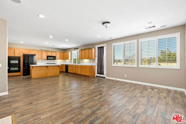 1061 Boulder Place, Oceanside, CA 92057