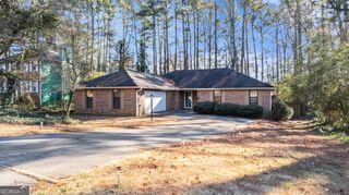 5975 Great Oaks Drive, Lithonia, GA 30058