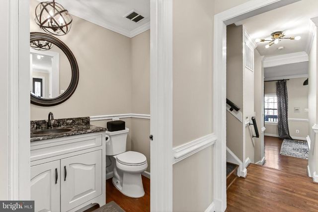 7994 HIDDEN BRIDGE DR, Springfield, VA 22153