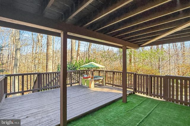 7994 HIDDEN BRIDGE DR, Springfield, VA 22153