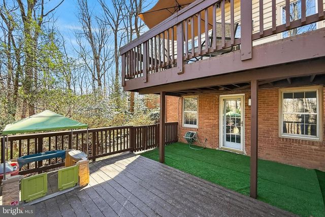 7994 HIDDEN BRIDGE DR, Springfield, VA 22153