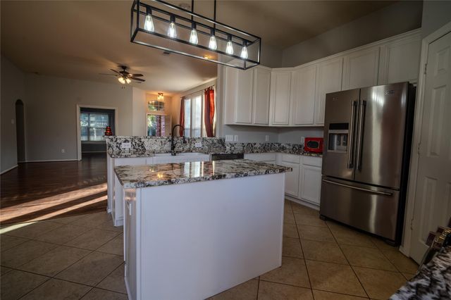 32102 Annice Lane, Pinehurst, TX 77362