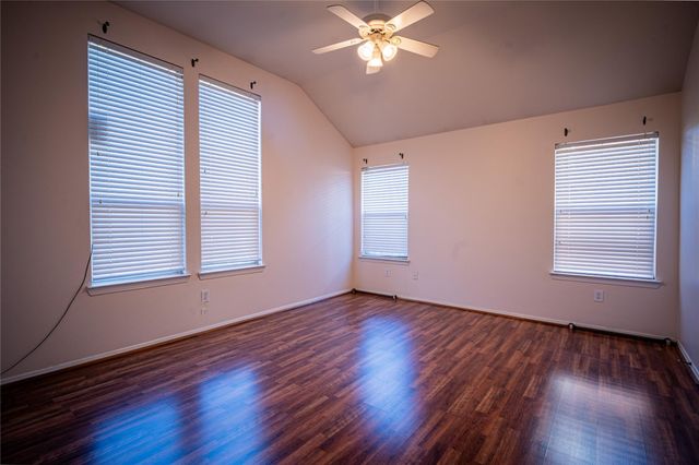 32102 Annice Lane, Pinehurst, TX 77362