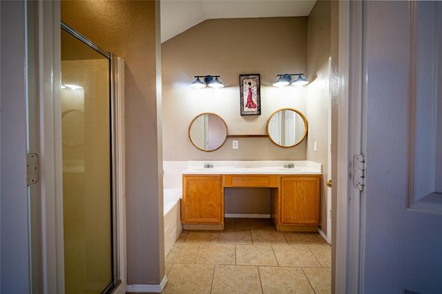 32102 Annice Lane, Pinehurst, TX 77362