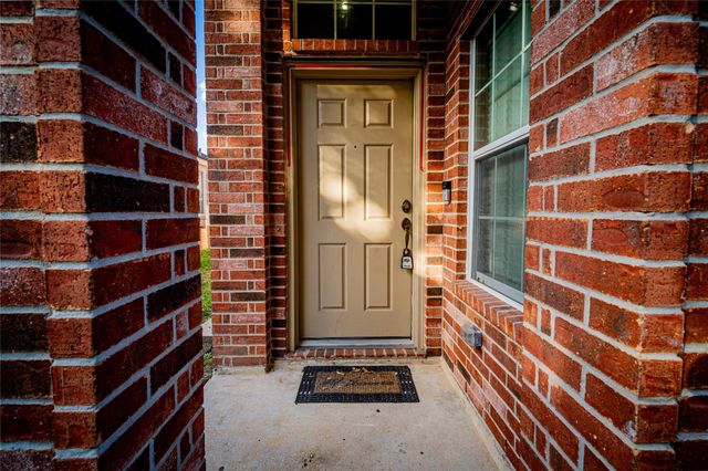 32102 Annice Lane, Pinehurst, TX 77362