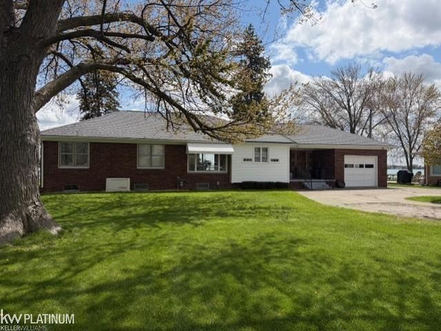 1891 S Parker Street, Marine City, MI 48039