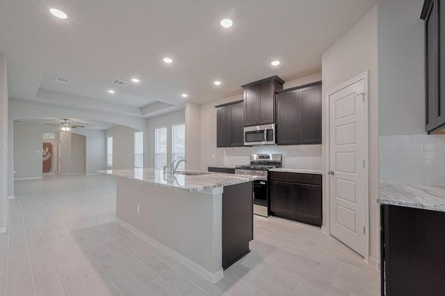 461 Long Branch Drive, Dayton, TX 77535