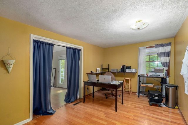 4855 East Cimarron Lane, Springfield, MO 65803