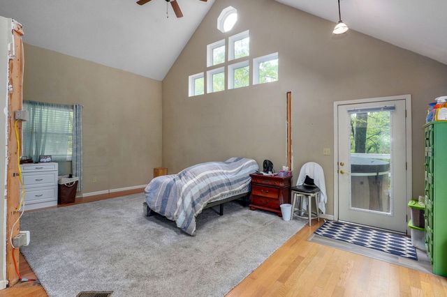 4855 East Cimarron Lane, Springfield, MO 65803