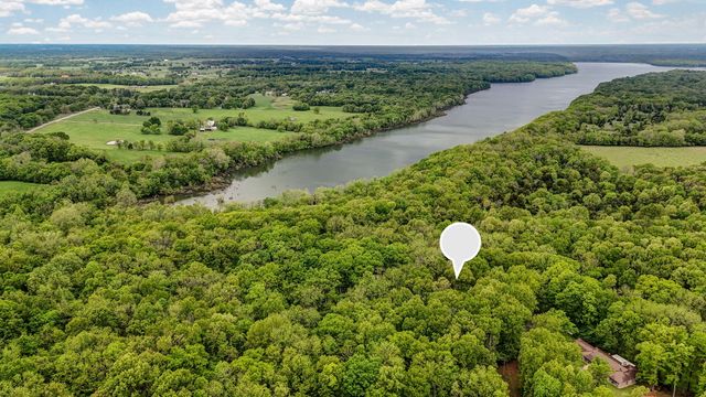4855 East Cimarron Lane, Springfield, MO 65803