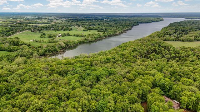4855 East Cimarron Lane, Springfield, MO 65803