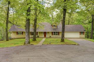 4855 East Cimarron Lane, Springfield, MO 65803