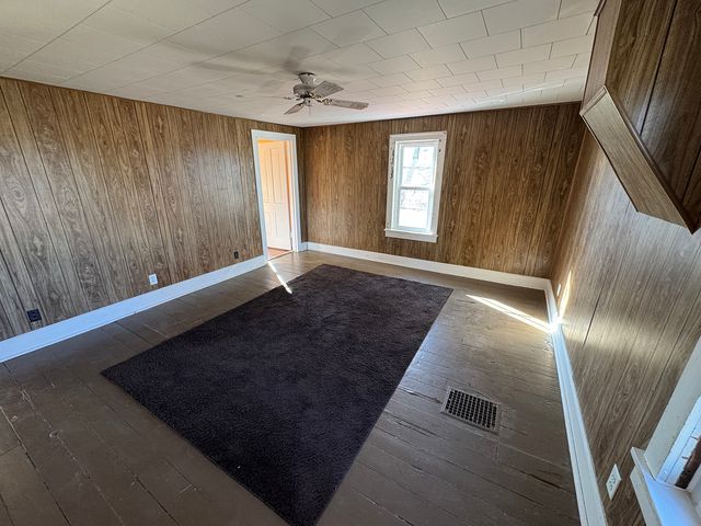 24231 Wysox Road, Milledgeville, IL 61051