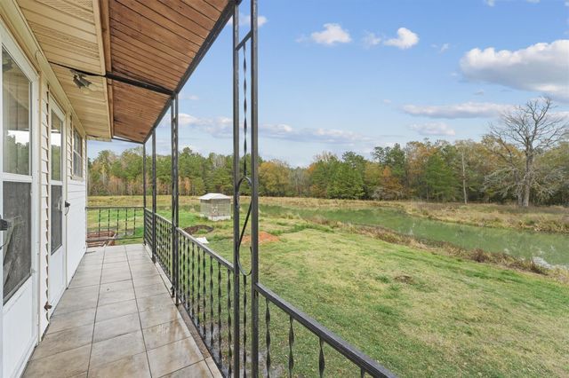 850 County Road 2145, Cleveland, TX 77327