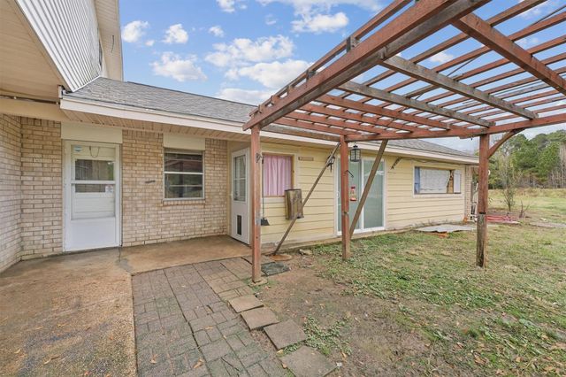 850 County Road 2145, Cleveland, TX 77327