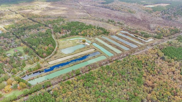 850 County Road 2145, Cleveland, TX 77327