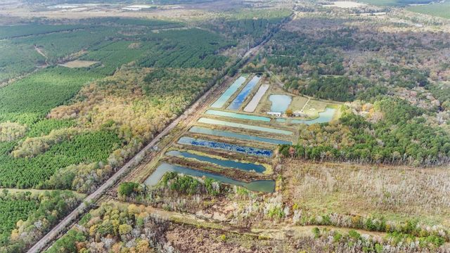 850 County Road 2145, Cleveland, TX 77327