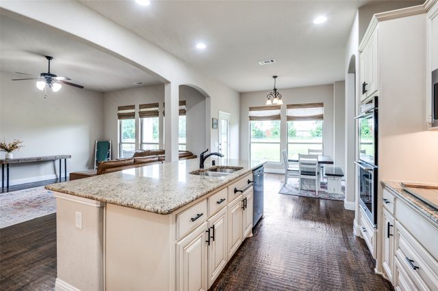 120 Crystal Creek Lane, Mckinney, TX 75071