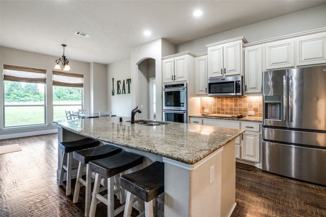 120 Crystal Creek Lane, Mckinney, TX 75071