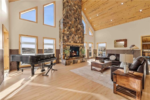 2570 Vista Loop Drive, Billings, MT 59106