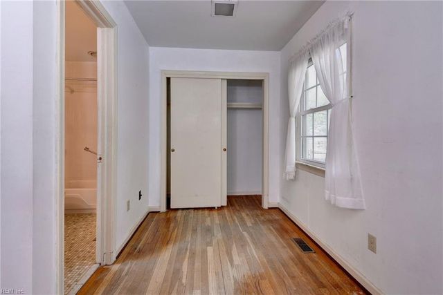 682 Village Green PW, Newport News, VA 23602