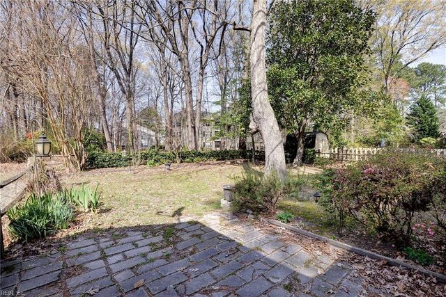 682 Village Green PW, Newport News, VA 23602