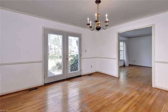 682 Village Green PW, Newport News, VA 23602