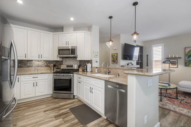 2821 West Canyon Avenue, San Diego, CA 92123