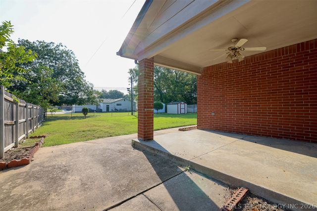 1601 N Detroit Avenue, Tulsa, OK 74106