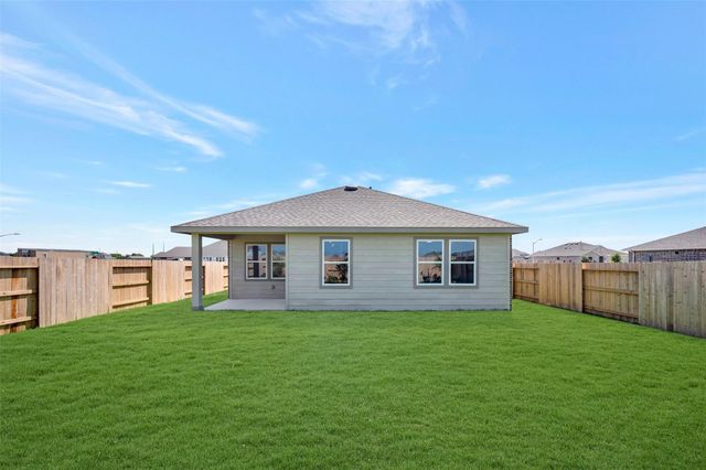 583 Day Station Drive, Dayton, TX 77535