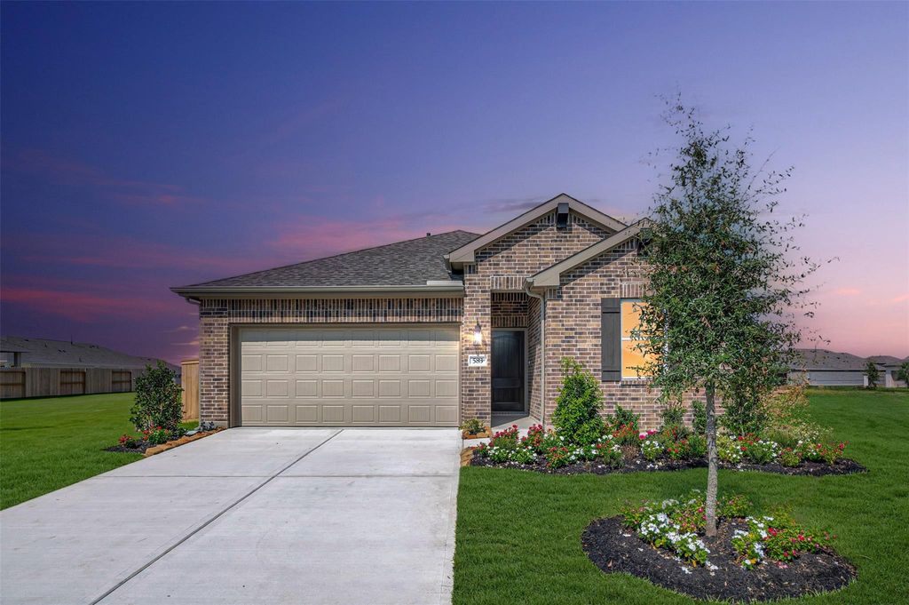 583 Day Station Drive, Dayton, TX 77535