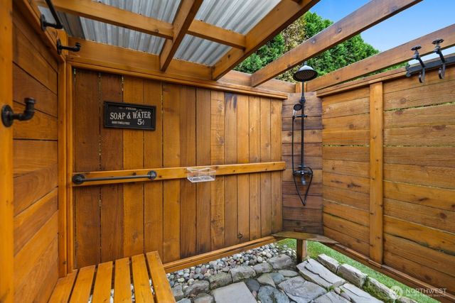 20533 SE 330th Street, Auburn, WA 98092