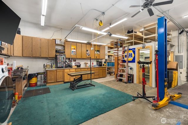 20533 SE 330th Street, Auburn, WA 98092