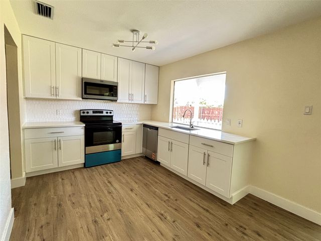 1153 Tracy Lane, Lancaster, TX 75134