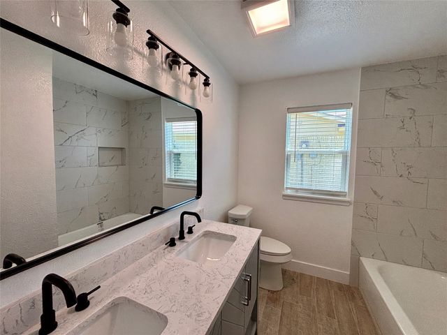 1153 Tracy Lane, Lancaster, TX 75134