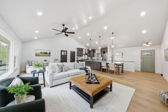 4445 Central College Road, Westerville, OH 43081