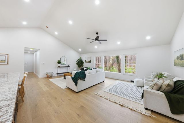 4445 Central College Road, Westerville, OH 43081