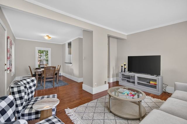 65 Howard St 2, Cambridge, MA 02139