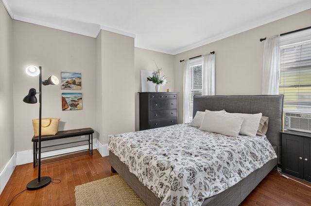 65 Howard St 2, Cambridge, MA 02139