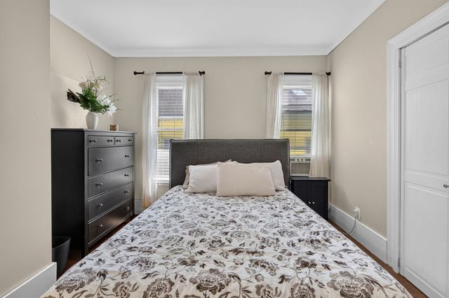 65 Howard St 2, Cambridge, MA 02139