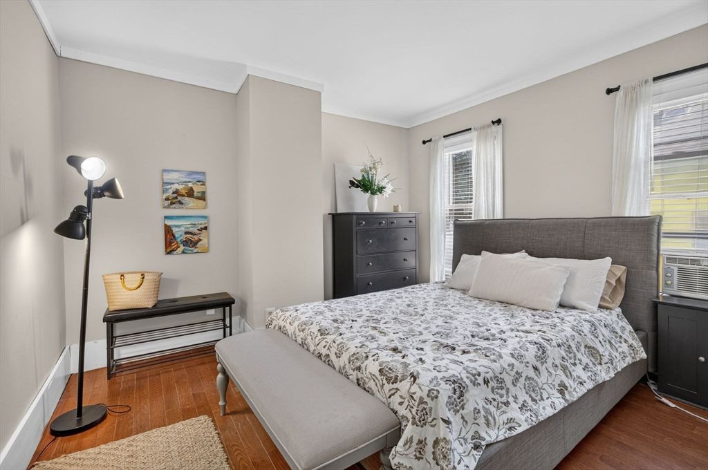 65 Howard St 2, Cambridge, MA 02139