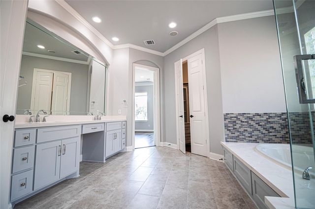 3202 Bonnebridge, Houston, TX 77082