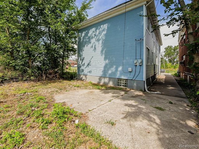 2741 Monterey Street, Detroit, MI 48206