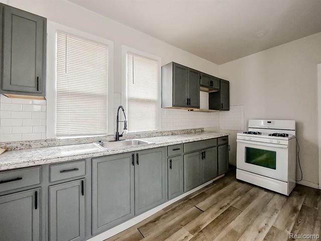 2741 Monterey Street, Detroit, MI 48206