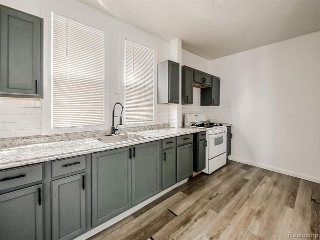 2741 Monterey Street, Detroit, MI 48206