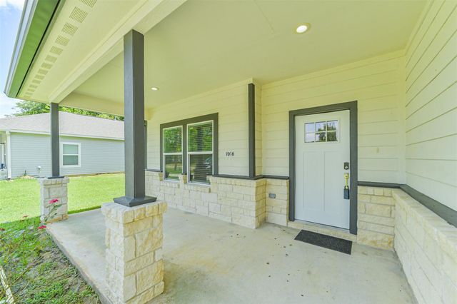 1016 Rachel B Scott Street, Cleveland, TX 77327