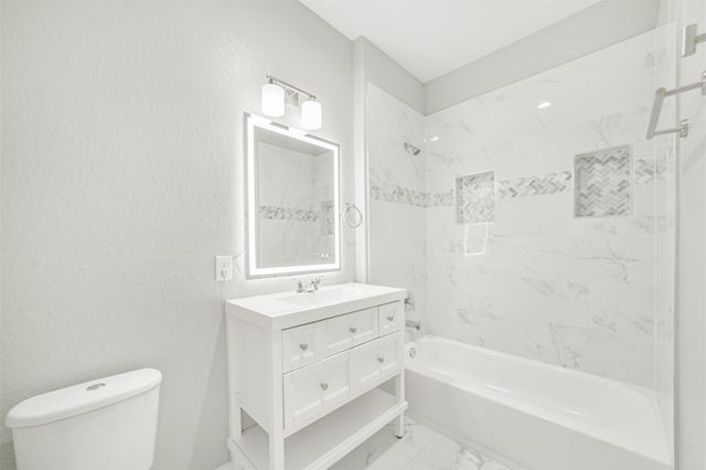 1016 Rachel B Scott Street, Cleveland, TX 77327