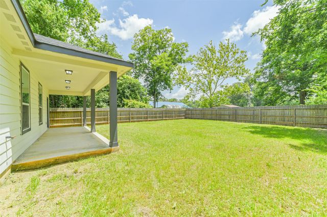 1016 Rachel B Scott Street, Cleveland, TX 77327