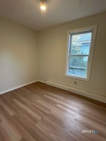 44 Prest Street 1, New London, CT 06320